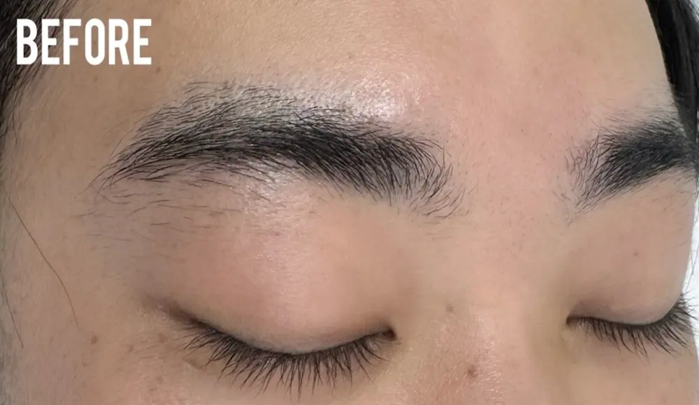 眉毛カットのビフォー(右眉)